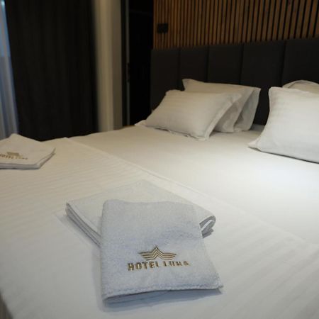 Hotel Luna Prizren Buitenkant foto
