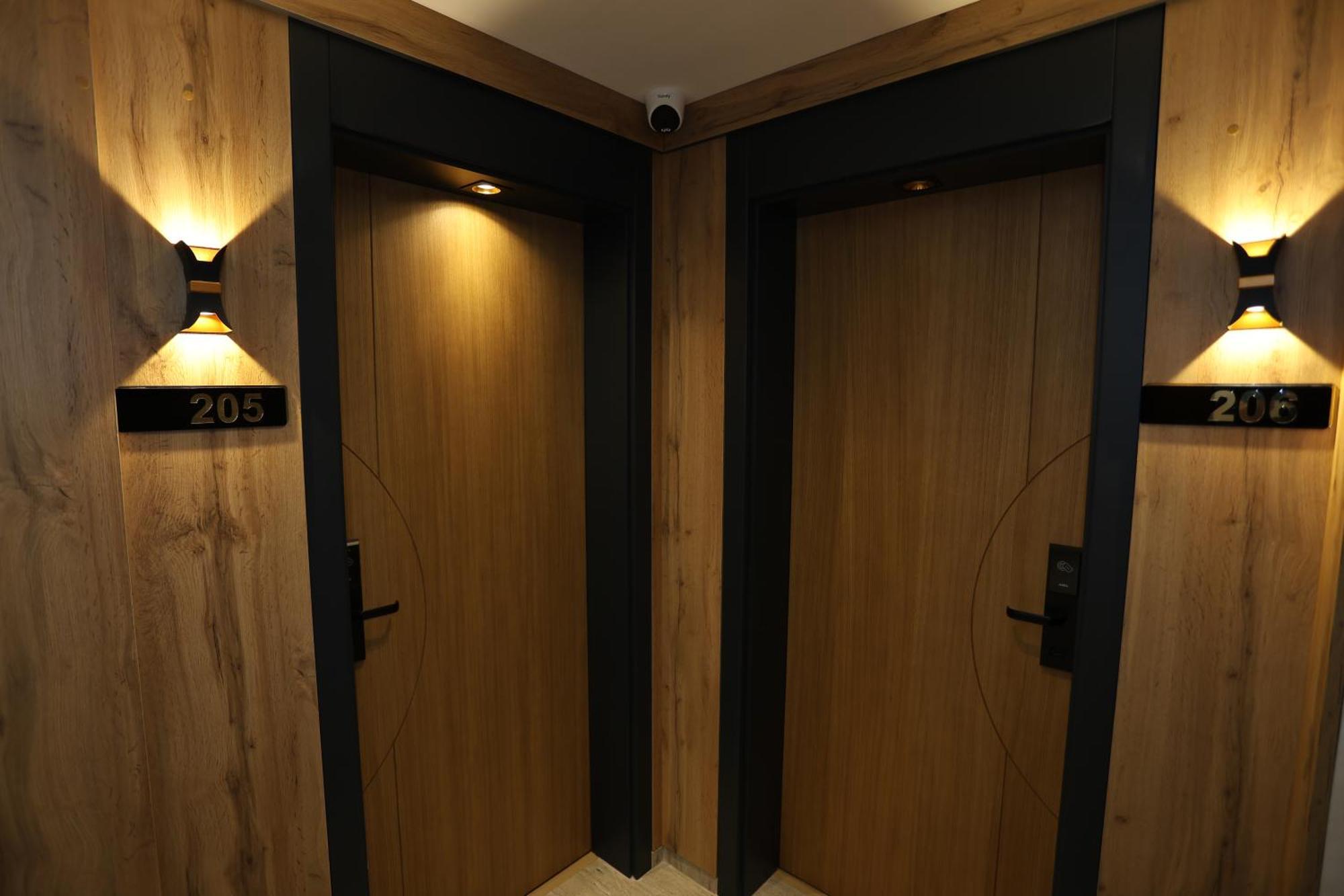 Hotel Luna Prizren Buitenkant foto