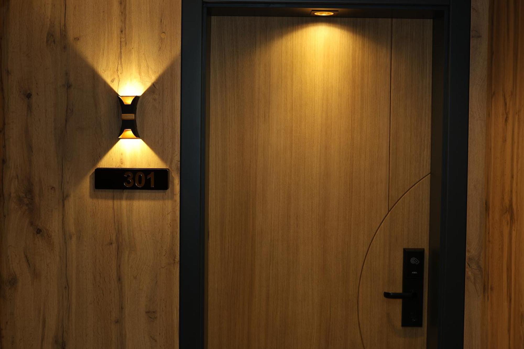 Hotel Luna Prizren Buitenkant foto