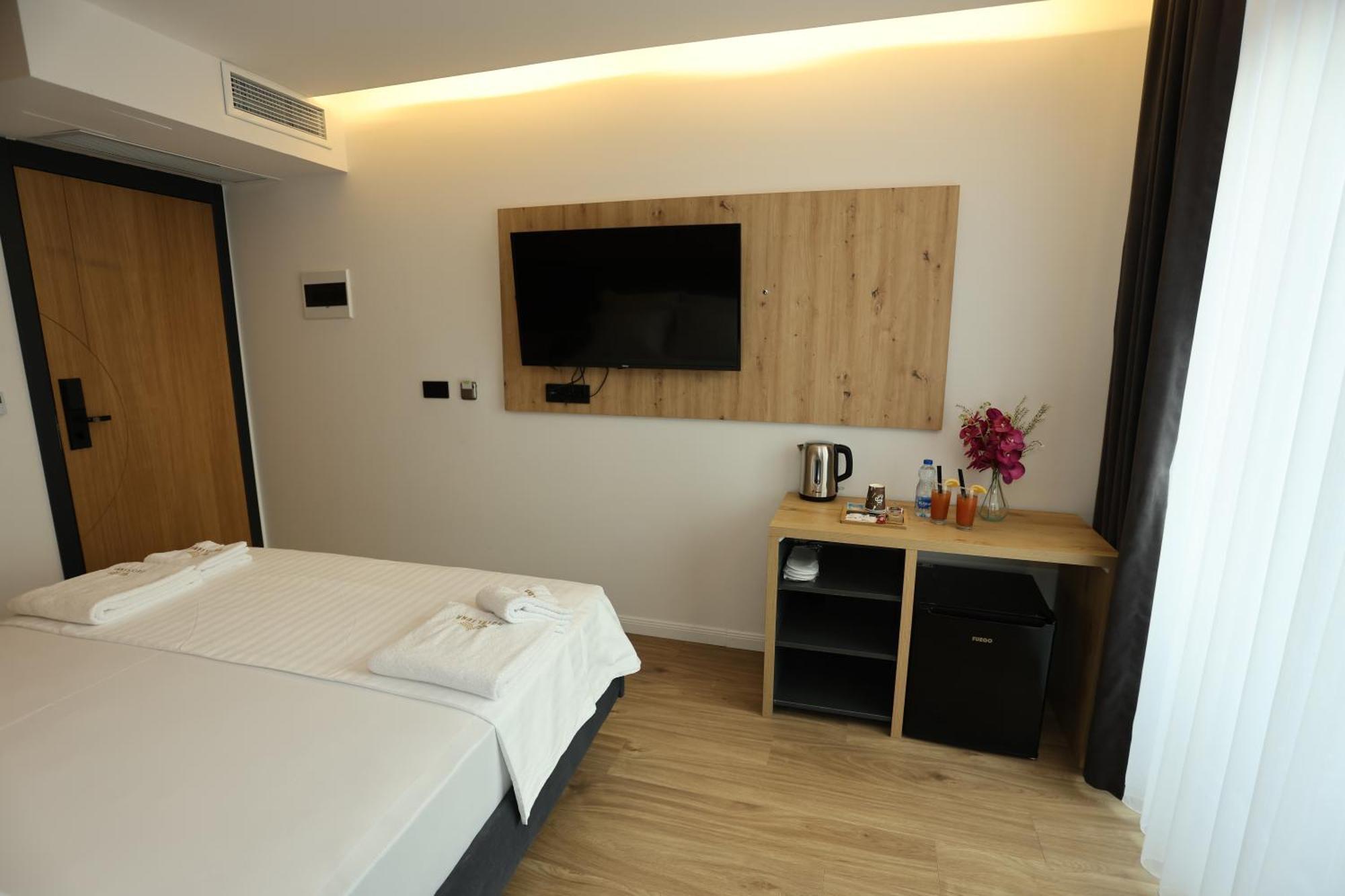 Hotel Luna Prizren Buitenkant foto